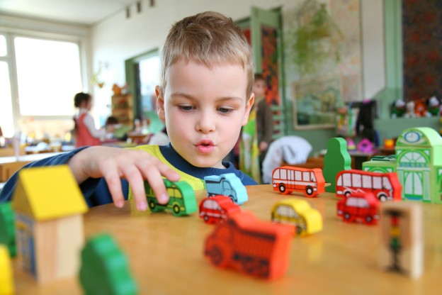 Twenty Eight Ways to Prepare Toddler for Preschool