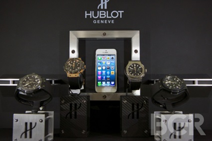 Apple’s iPhone communication Campaign on ‘Hublot’ Apple’s iPhone communication Campaign on ‘Hublot’